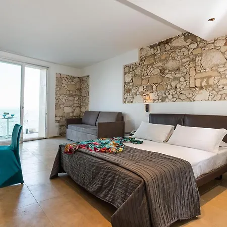 Re Dionisio Luxury 4* Syrakuzy
